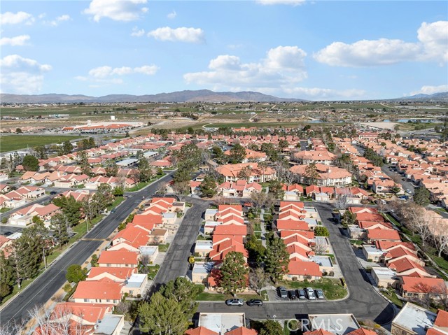 Detail Gallery Image 5 of 53 For 19103 Frances, Apple Valley,  CA 92308 - 2 Beds | 2 Baths