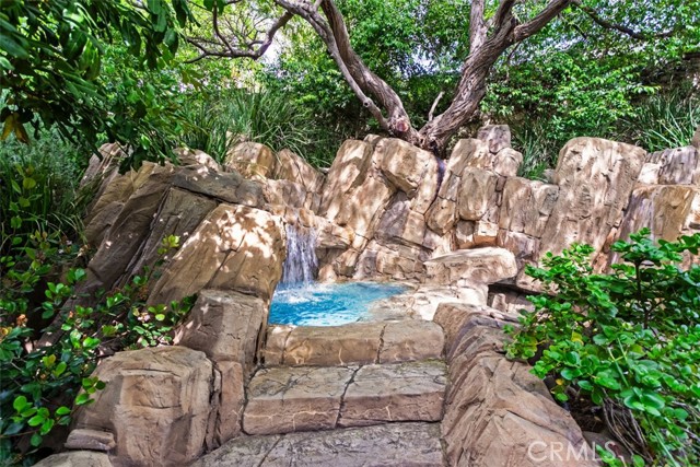 Detail Gallery Image 64 of 75 For 26012 Horseshoe Cr, Laguna Hills,  CA 92653 - 5 Beds | 5/1 Baths