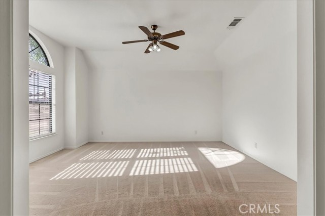 Detail Gallery Image 16 of 53 For 1219 University Ave, Hanford,  CA 93230 - 3 Beds | 2 Baths