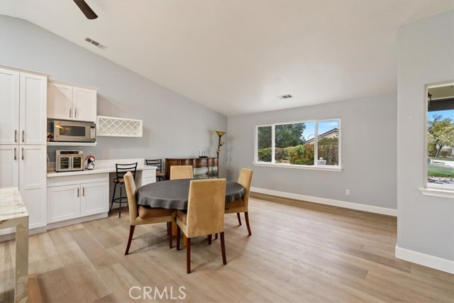 Detail Gallery Image 10 of 51 For 448 Morgan, Paso Robles,  CA 93446 - 3 Beds | 2 Baths