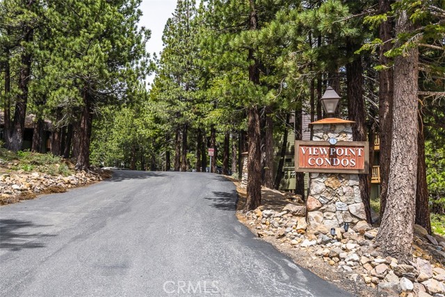 152 Viewpoint Road, Mammoth Lakes CA: https://media.crmls.org/medias/c1b6ac29-cd39-411b-ba98-55e8cd3b5376.jpg