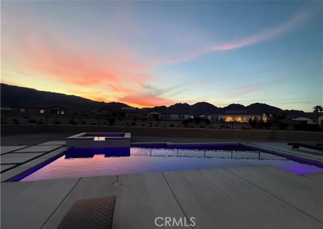 Front Image Thumbnail for CROC26067626