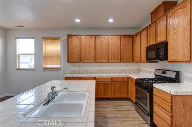 Detail Gallery Image 11 of 37 For 3855 Colma Ave, Merced,  CA 95348 - 4 Beds | 2 Baths