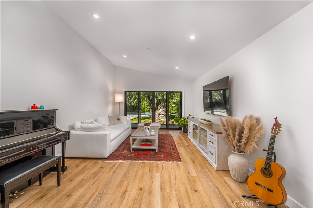 21327 Providencia