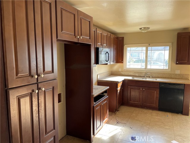 1225 Arcane Street photo 3
