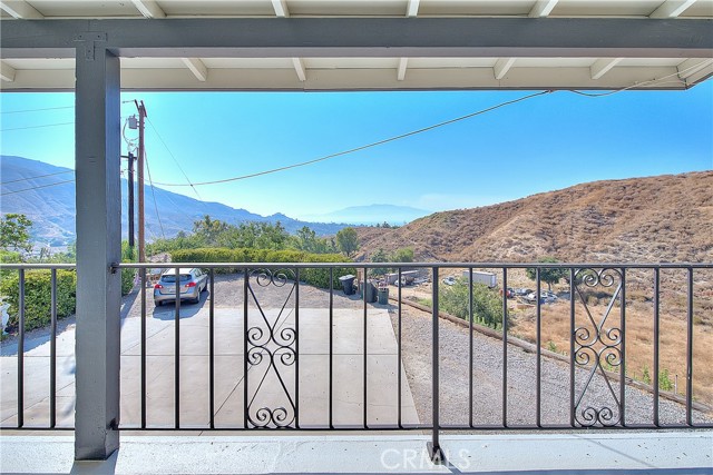 Detail Gallery Image 31 of 75 For 3021 Shadid Dr, Colton,  CA 92324 - 5 Beds | 3/1 Baths