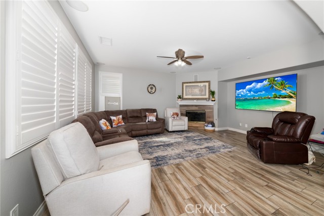 Detail Gallery Image 10 of 28 For 12644 Atherton Dr, Moreno Valley,  CA 92555 - 4 Beds | 2/1 Baths