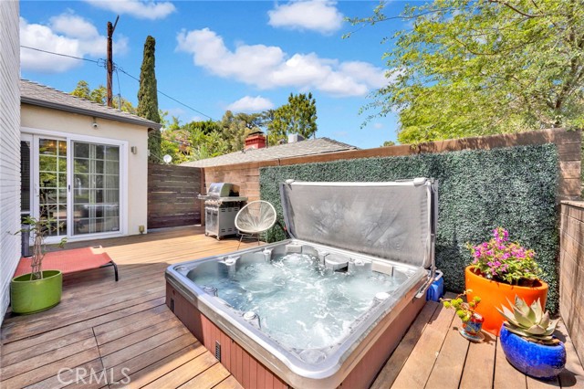 Detail Gallery Image 38 of 43 For 3374 Floyd, Los Angeles,  CA 90068 - 3 Beds | 2 Baths
