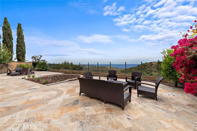 27 Pacific Mist, Newport Coast CA: https://media.crmls.org/medias/c1b99aa9-baa8-4593-a258-5f77f780e9cc.jpg