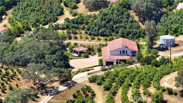 Detail Gallery Image 2 of 36 For 38149 De Luz Rd, Fallbrook,  CA 92028 - 3 Beds | 2/2 Baths