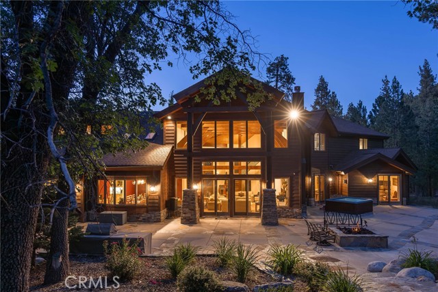 42143 Switzerland Drive, Big Bear CA: https://media.crmls.org/medias/c1b9de5a-d1bd-4d8f-898c-d14cff702a24.jpg