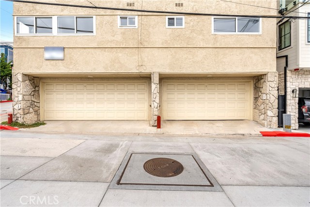 112 44th Street, Manhattan Beach, California 90266, ,Residential Income,Sold,44th,SB23094760