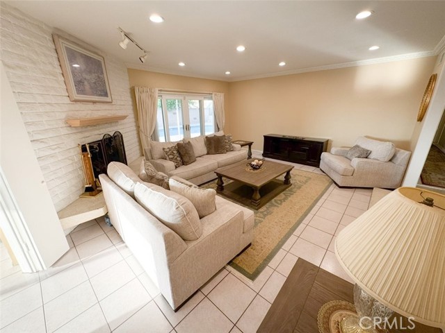 Detail Gallery Image 20 of 45 For 2651 Sleepy Hollow Pl, Glendale,  CA 91206 - 3 Beds | 2 Baths