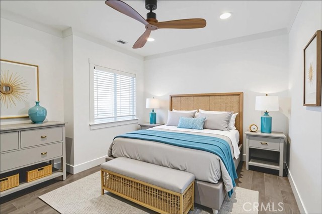 40 15th Street, Hermosa Beach CA: https://media.crmls.org/medias/c1bad426-2c05-4c3e-a8bc-2fe2b3179fe4.jpg