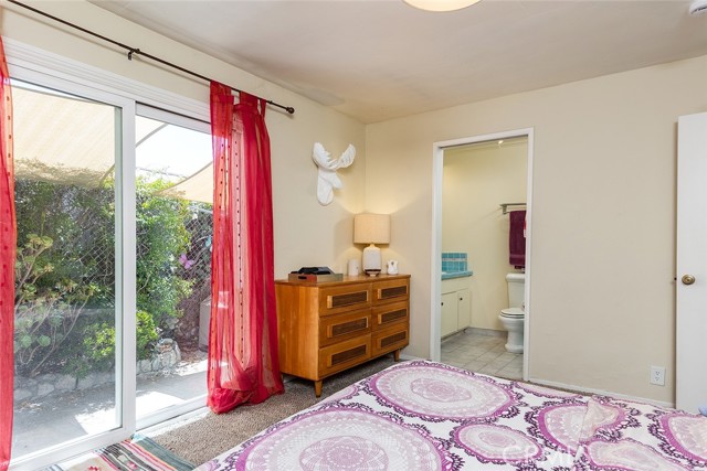 10522 Fernglen Avenue, Tujunga CA: https://media.crmls.org/medias/c1bae341-5658-4079-980f-f84315db8e07.jpg