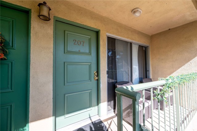 Detail Gallery Image 25 of 54 For 121 Sinclair Ave #207,  Glendale,  CA 91206 - 2 Beds | 2 Baths