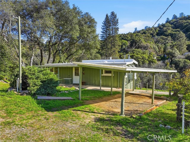 Detail Gallery Image 4 of 57 For 50015 Lilac Ln, Oakhurst,  CA 93644 - 2 Beds | 1 Baths