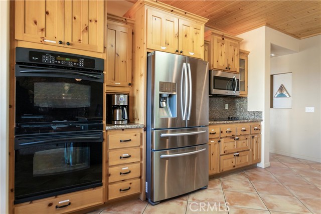 Detail Gallery Image 11 of 35 For 7559 Rockaway, Yucca Valley,  CA 92284 - 4 Beds | 2/1 Baths