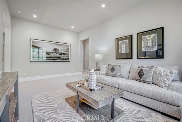 100 Bozeman, Irvine CA: https://media.crmls.org/medias/c1bcba67-734c-48e5-932b-63ab516bb4e3.jpg