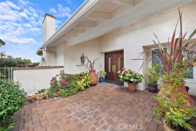 Detail Gallery Image 3 of 30 For 2103 Yacht Wanderer, Newport Beach,  CA 92660 - 3 Beds | 2/1 Baths