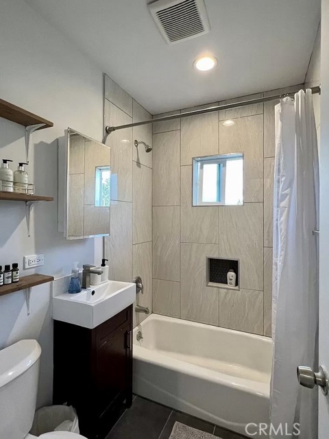Detail Gallery Image 10 of 12 For 3121 Silver Lake Bld, Los Angeles,  CA 90039 - – Beds | – Baths