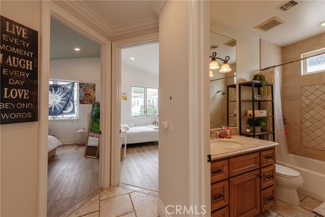351 30th Street, Hermosa Beach, California 90254, 4 Bedrooms Bedrooms, ,3 BathroomsBathrooms,Residential,For Sale,30th,SB25124501