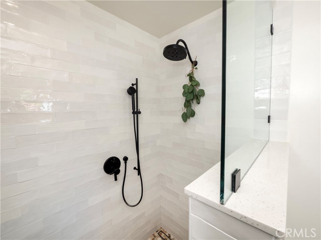 Image 29 of 75 For 2372 Shadow Hill Drive