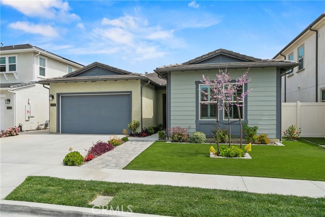 14432 Windfall Lane, Huntington Beach CA: https://media.crmls.org/medias/c1bf75b3-ed7f-4892-a123-dd6c0a6c5a81.jpg