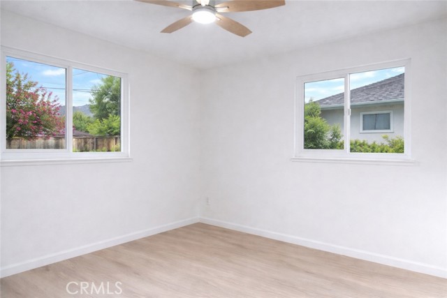 Detail Gallery Image 20 of 30 For 2002 N Woodridge, Hanford,  CA 93230 - 3 Beds | 1 Baths