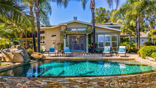 40468 Rock Mountain Drive, Fallbrook CA: https://media.crmls.org/medias/c1c0221c-1c94-42c3-8695-49538b02f450.jpg