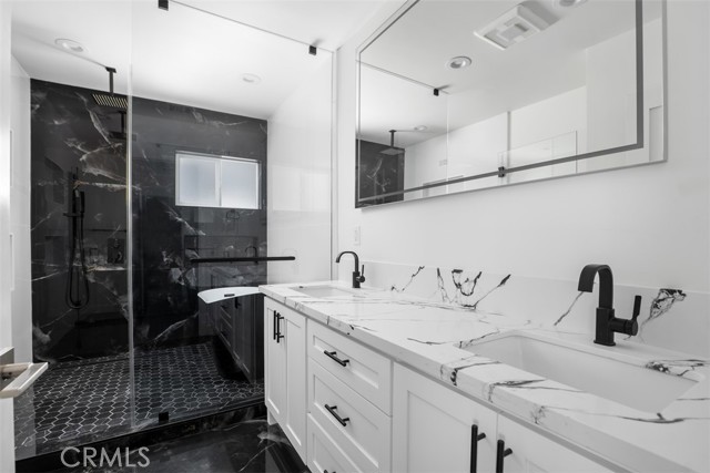 5671 Vonnie Lane, Cypress CA: https://media.crmls.org/medias/c1c029a8-c426-4cb1-8657-a17353f72b58.jpg