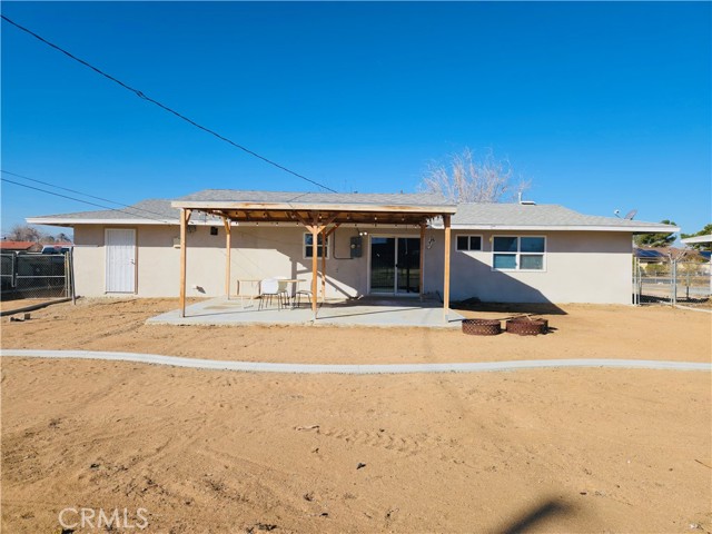 14097 Pawnee Road, Apple Valley, California 92307, 3 Bedrooms Bedrooms, ,1 BathroomBathrooms,Single Family Residence,For Sale,Pawnee,HD25022953