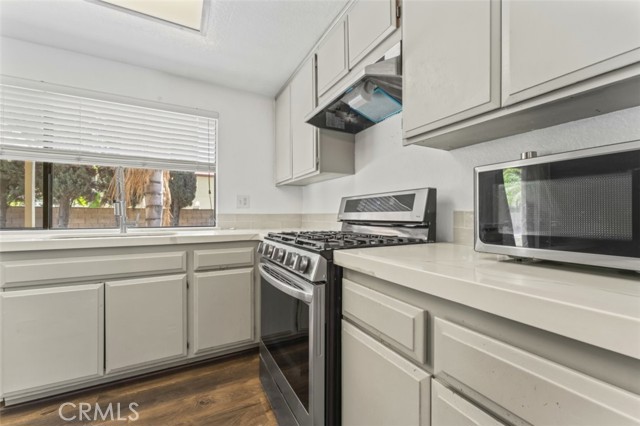 Detail Gallery Image 11 of 24 For 22833 Finch St, Grand Terrace,  CA 92313 - 4 Beds | 3 Baths
