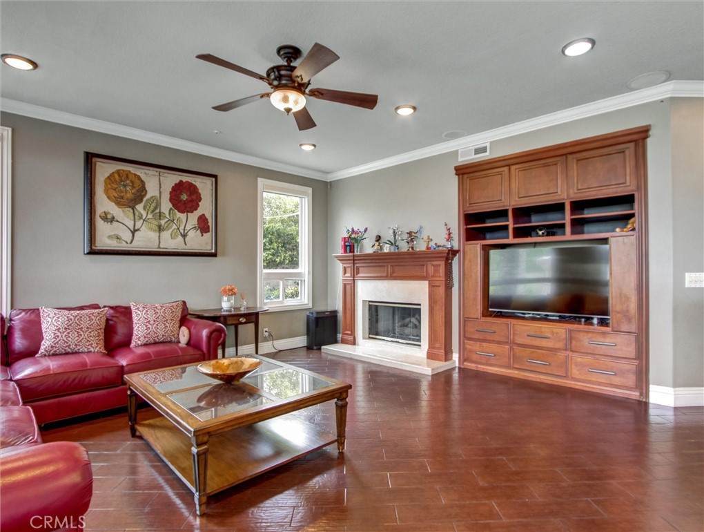 MLS #WS25134225 img 14