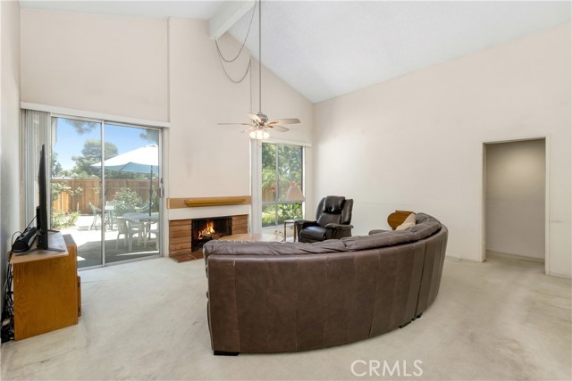 Detail Gallery Image 5 of 36 For 14772 Briarcliff Pl, Tustin,  CA 92780 - 3 Beds | 2 Baths