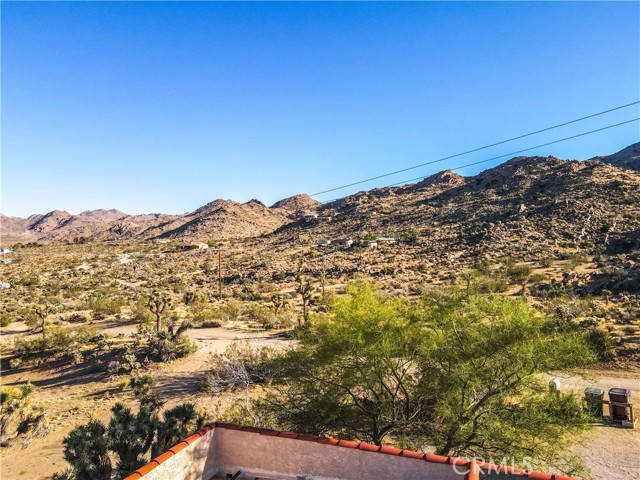 Detail Gallery Image 47 of 56 For 8672 via Rocosa Rd, Joshua Tree,  CA 92252 - 2 Beds | 3 Baths