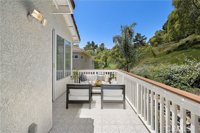 9 Cranwell, Aliso Viejo CA: https://media.crmls.org/medias/c1c2ab5e-f1ff-4d73-8327-359f037561c4.jpg