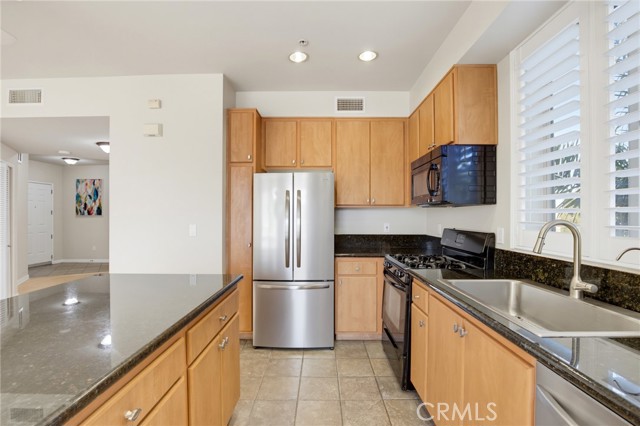 2742 Cabrillo Avenue, 212 photo 10