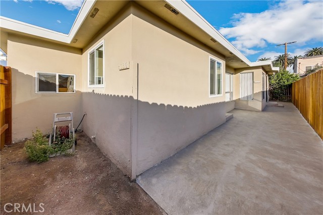 Image 3 for 1384 Ximeno Ave, Long Beach, CA 90804