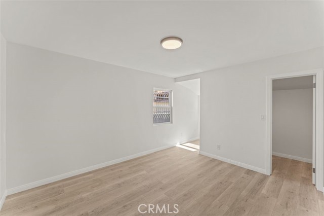 Detail Gallery Image 25 of 32 For 14722 Strathern, Panorama City,  CA 91402 - 5 Beds | 3 Baths