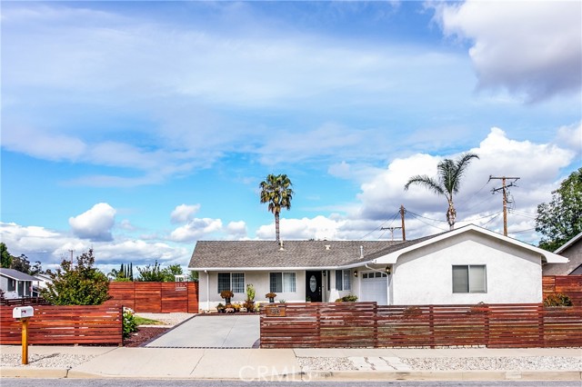 813 Breton Street photo 4