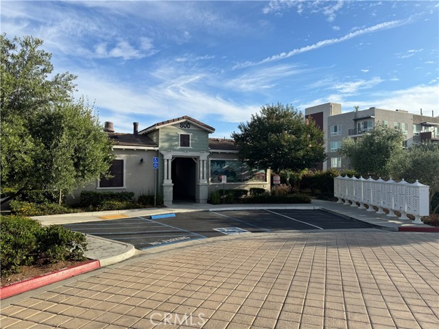 HOA - Clubhouse, Parking & Community Mailboxes