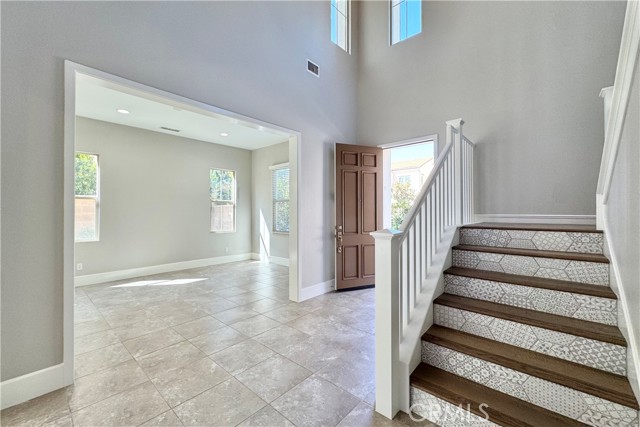 54 Rexford, Irvine CA: https://media.crmls.org/medias/c1c4a72c-ca0f-418b-b724-a455c07e25f6.jpg