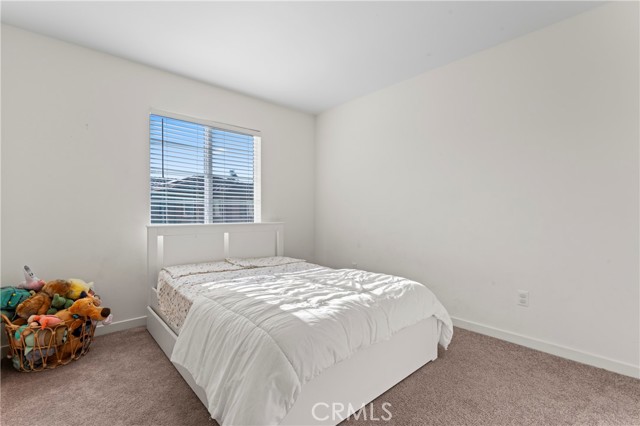 Detail Gallery Image 11 of 38 For 12704 Ironstone, Moreno Valley,  CA 92555 - 4 Beds | 2/1 Baths