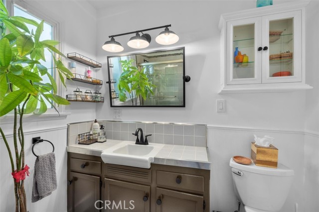 5345 W 140th St, Hawthorne CA: https://media.crmls.org/medias/c1c71176-1da6-40cd-9a84-c60de6495145.jpg