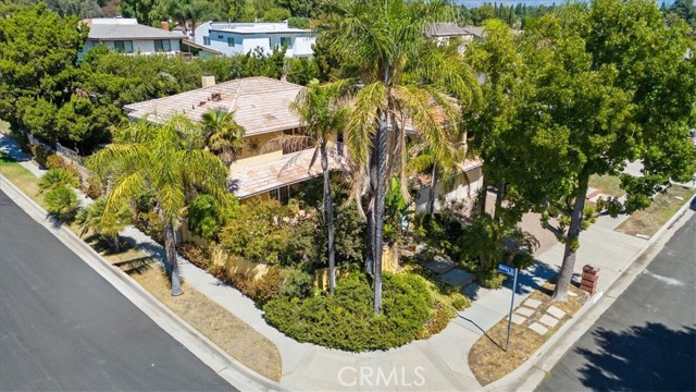 19259 Ludlow St., Porter Ranch CA: https://media.crmls.org/medias/c1c78409-f93d-4981-9fcb-d2c3ce4ccab8.jpg