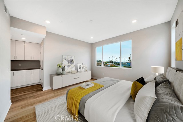 Detail Gallery Image 8 of 26 For 1105 S Cleveland St #205,  Oceanside,  CA 92054 - 2 Beds | 2 Baths