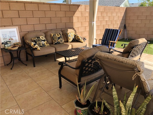 Detail Gallery Image 3 of 19 For 69525 Dillon Rd #13,  Desert Hot Springs,  CA 92241 - 2 Beds | 2 Baths