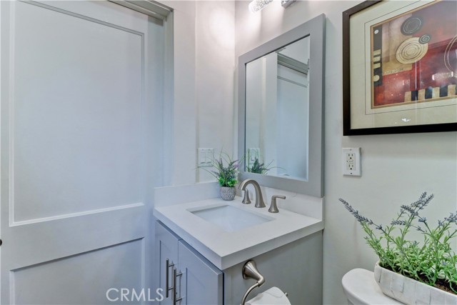 Detail Gallery Image 36 of 73 For 223 N. St. Andrews, Los Angeles,  CA 90004 - 7 Beds | 6/1 Baths