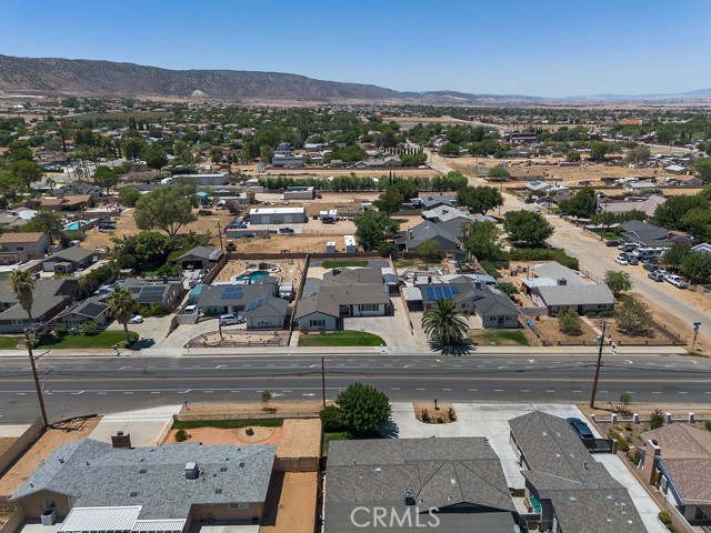 41841 55th W Street, Lancaster CA: https://media.crmls.org/medias/c1c9efc9-45cb-41bd-a4dc-8b9a8a704836.jpg